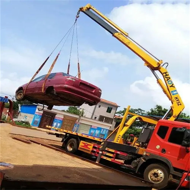 江安吊车吊汽车的正确方法